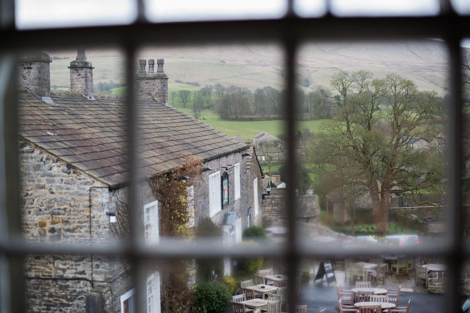 Hotel The Assheton Arms Clitheroe Exterior foto